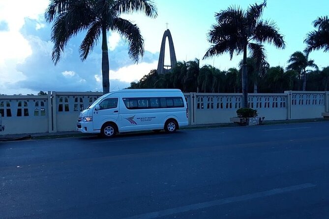 Affordable Private Airport Transfer in Punta Cana - Clean vans, cool air, and uneven vehicle quality