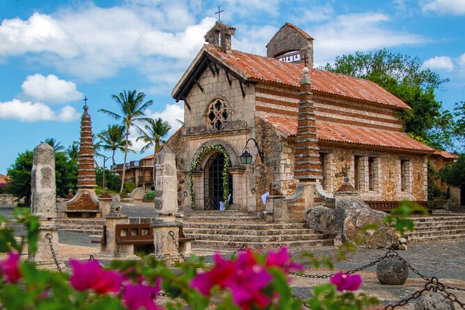 Altos de Chavón Half Day Tour from Bavaro Punta Cana - The 1 hour and 20 minute journey from Bavaro