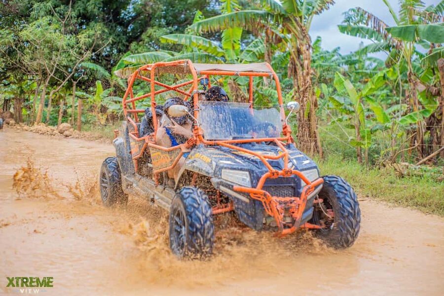 Booggy Adventure en Macao: Cuevas, Playa y Barro Extremo - Taking control of your own buggy