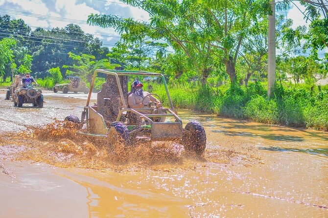 Buggies with Tour in Caves and Beaches - Cooling off in a Taíno cave
