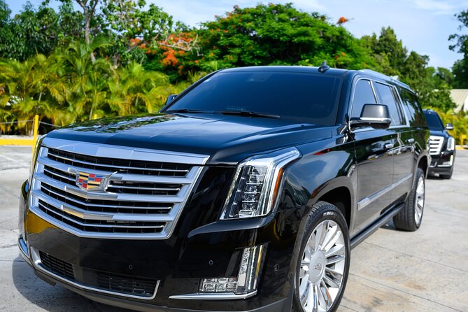 Cadillac Escalade Platinum, Punta Cana airport to Bavero & punta Cana - Leaving Punta Cana Airport in a private Escalade