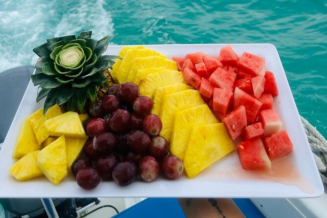 Caribbean Party Boat - Crew service and practical comfort