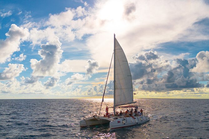Catalina Island & Snorkeling Paradise From Punta Cana - Lunch is hearty rather than fancy