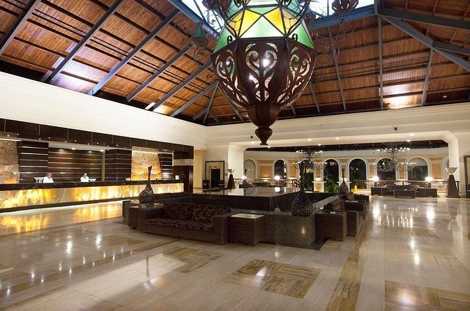 CHIC by Royalton All Exclusive Resort - Round Trip Shuttle - Punta Cana Airport - Comparing the cost with the convenience