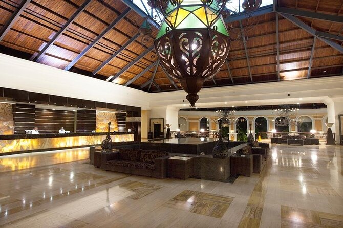 CHIC by Royalton All Exclusive Resort - Round Trip Shuttle - Punta Cana Airport - Who should book this Punta Cana transfer?