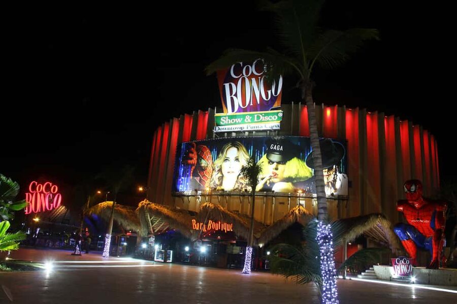Coco Bongo Disco - Who will enjoy this night most?