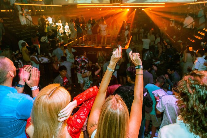 Coco Bongo Premium Open Bar - Why the Shows Are the Strongest Part