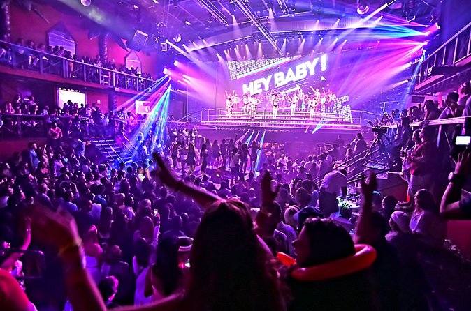 Coco Bongo Premium Open Bar - Standing Room, Tables, and the Crowd