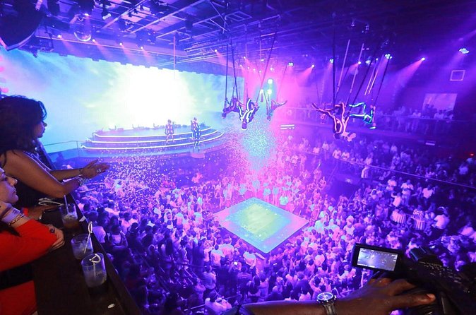 Coco Bongo Show and Disco - The open bar and the real cost of the evening