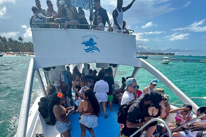 DE Hip Hop Boat Party for Adults and Free Drinks Only - What the Punta Cana boat party is really about