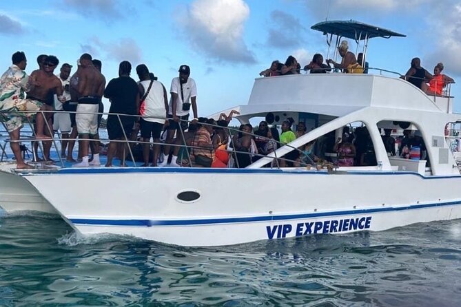 DE Hip Hop Boat Party for Adults and Free Drinks Only - The coral reef near El Cortecito
