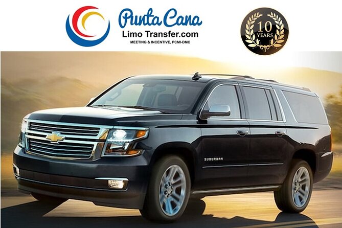 Deluxe SUV Private Round Trip Airport Transfer Uvero Alto Hotels 1-5 Passenger - Inside the deluxe SUV