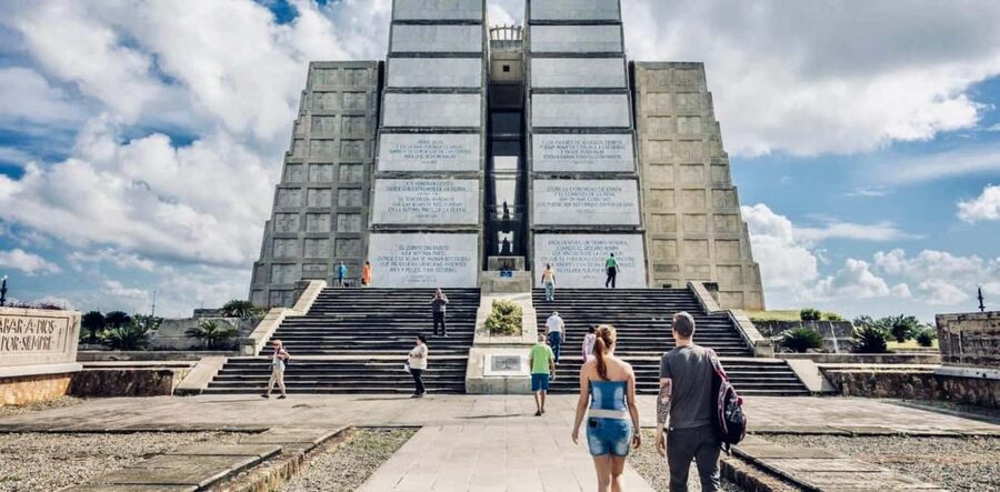 Discover Santo Domingo: A Day Trip from Punta Cana - A very full day from Punta Cana