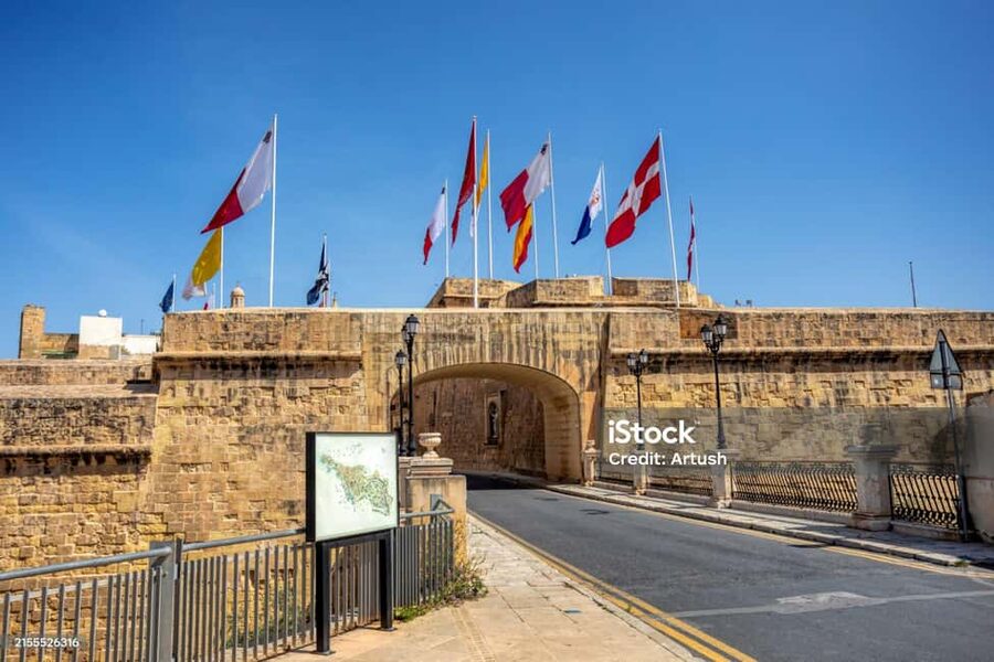 Discover Santo Domingo: A Day Trip from Punta Cana - The First Cathedral and Calle de las Damas