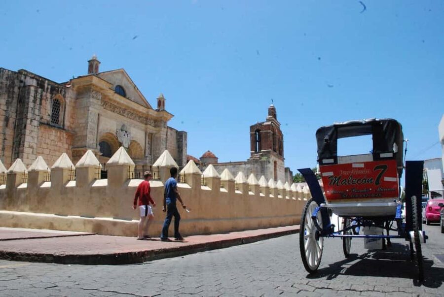 Discover Santo Domingo: Colonial History, Monuments & Lunch - Key points at a glance