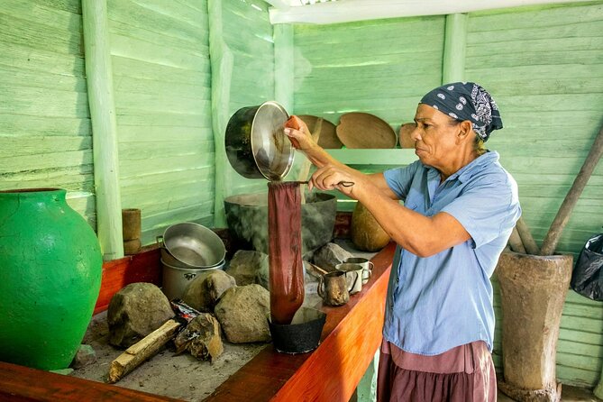 Dominican countryside, culture and beach escape with lunch - Three hours around Higüey’s local stops