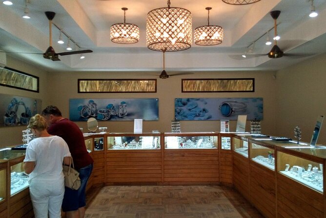 Don Lucas Cigar Factory & Store + Premium Rum Tasting (3 hours) - How much time you will have on site