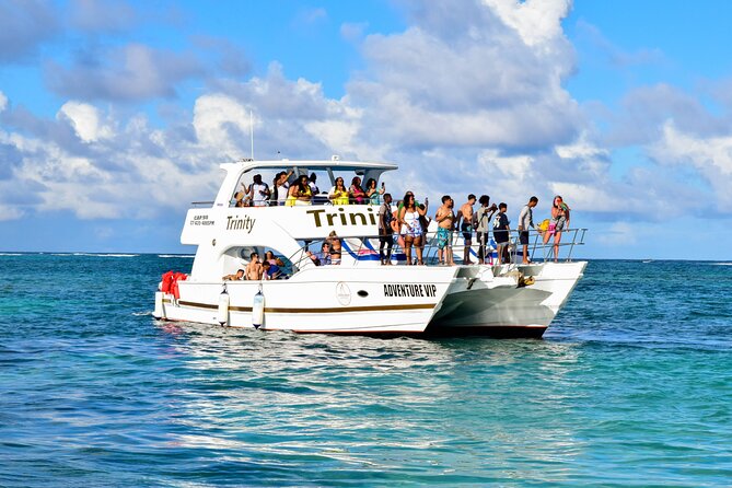 Exclusive Hip Hop Punta Cana Party Boat with Open Bar <em>Only Adult – Key things to know before booking’ /></p>
<ul>
<li><strong>Hip-hop and island music:</strong> Expect DJs focused on hip-hop, R&B, dancehall, and Afro beats rather than a general beach playlist.</li>
<li><strong>Three to four hours on the water:</strong> The afternoon includes pickup, check-in, swimming, snorkeling, a sand bar stop, and the return cruise.</li>
<li><strong>Open bar included:</strong> Alcoholic drinks, snacks, and fresh tropical fruit are part of the package.</li>
<li><strong>Dolphins Island views:</strong> The boat passes Dolphins Island, giving you a scenic point for photos.</li>
<li><strong>Attentive guides:</strong> Eddy and Moise are praised for keeping people comfortable, supplied with drinks, and involved in the fun.</li>
<li><strong>Adults only:</strong> This is aimed at grown-up groups, couples, solo partygoers, and friends looking for a social afternoon.</li>
</ul>
<h2 id="a-music-first-cruise-on-punta-canas-caribbean-water">A music-first cruise on Punta Cana’s Caribbean water</h2>
<p><img width="669" height="446" decoding="async" src=