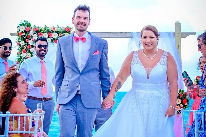 Exclusive photo shoot in Punta Cana - The $450 group price: good value for the right party