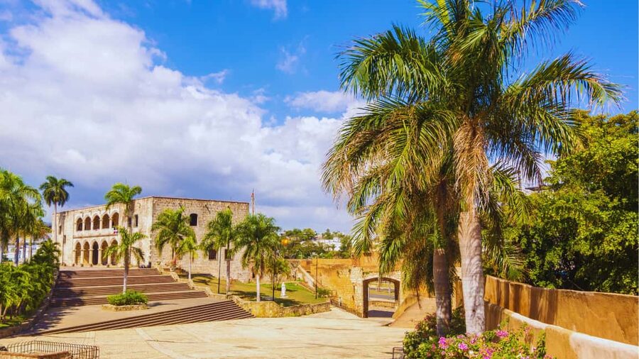 Exclusive VIP Excursion: Santo Domingo from Punta Cana – Private Service - Los Tres Ojos, four lakes below the city