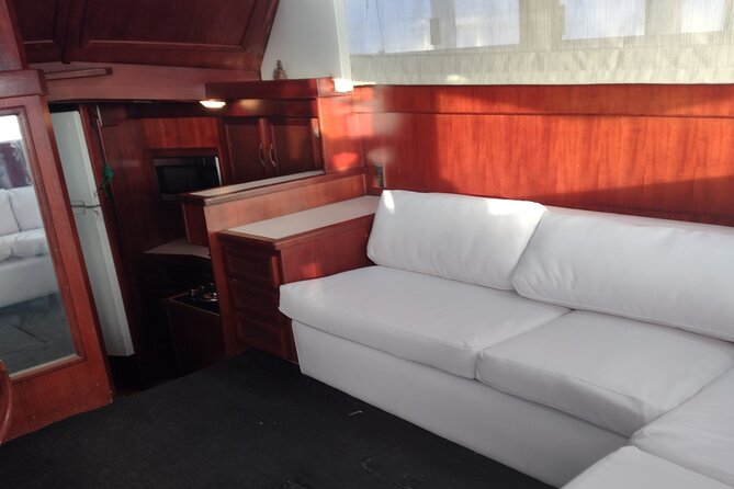 FISHING PRO CHARTERS - Boat Excursion – Mar-Quesa - Drinks, snacks, and the food question