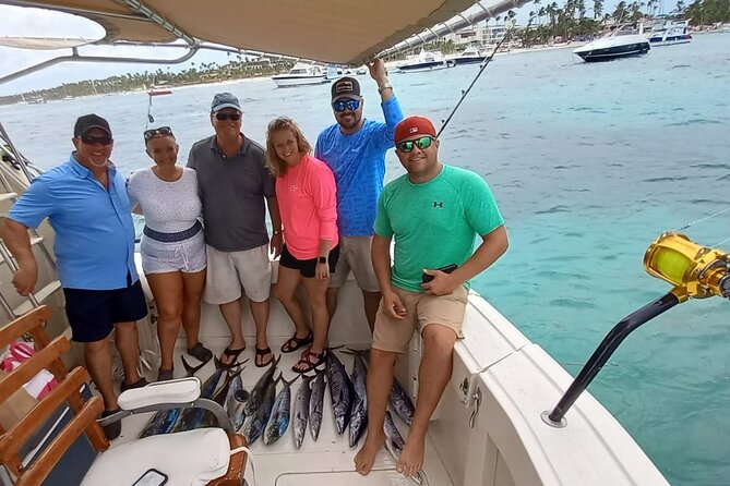 FISHING PRO CHARTERS - Boat Excursion – Mar-Quesa - Who should book Mar-Quesa?