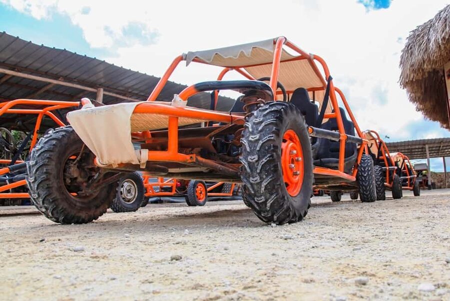 Flintstones Buggy, Cave and Adventure in Bavaro - The first 25 minutes: animals, farms, and rough tracks