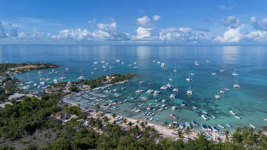From Punta Cana: Catalina Island Swim, Sail & Snorkel - The return boat and bachata lesson
