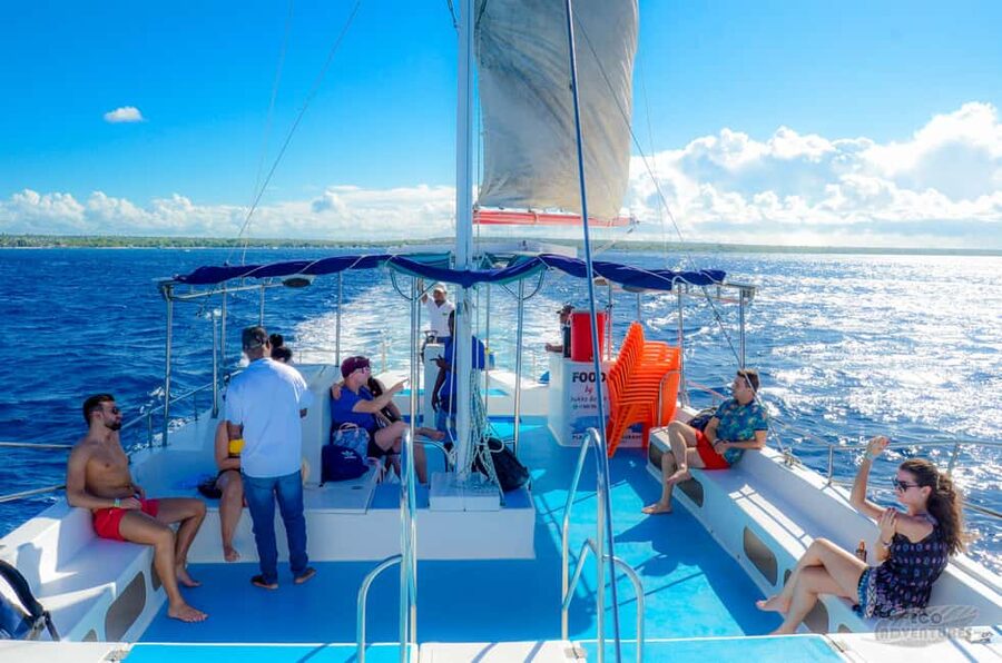 From Punta Cana: Catalina Snorkeling & Altos de Chavon Tour - Who should book this eight-hour excursion