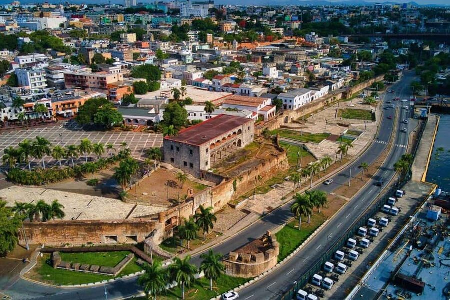 From Punta Cana: Santo Domingo Full-Day Tour with Lunch - Walking through the Colonial Zone