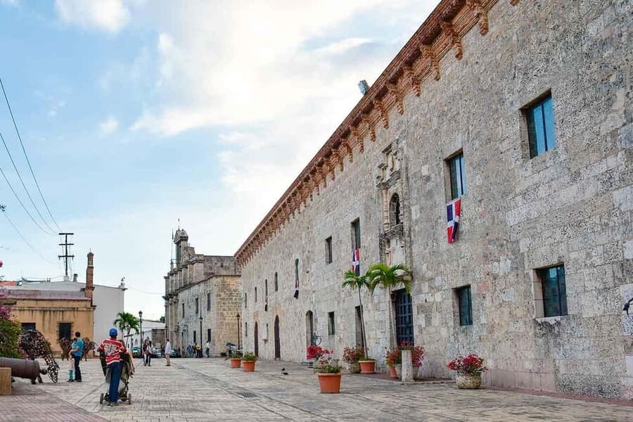 From Punta Cana: Santo Domingo Full-Day Tour with Lunch - Dominican lunch during a packed day