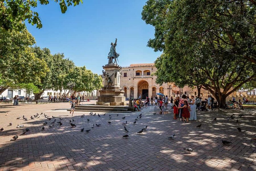 From Punta Cana: Santo Domingo Full-Day Tour with Lunch - Transport, guides, and the reliability question