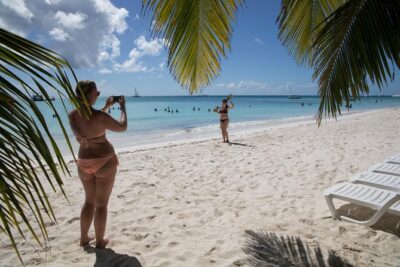 Saona Island & Altos de Chavon Day Trip with Lunch and Open Bar