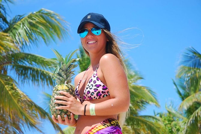 Full-Day Cruise to Saona Island - Natural pool and lunch - Saona Island and the three-hour promise