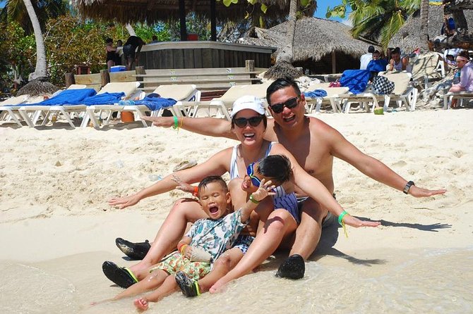 Full-Day Cruise to Saona Island - Natural pool and lunch - Shared transport is the biggest weakness