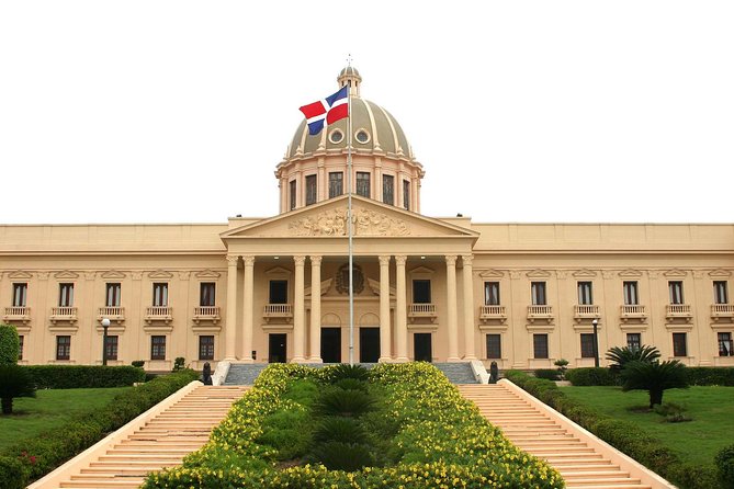 Full-Day Santo Domingo City Tour from Punta Cana - The National Palace and the Theater of Fine Arts