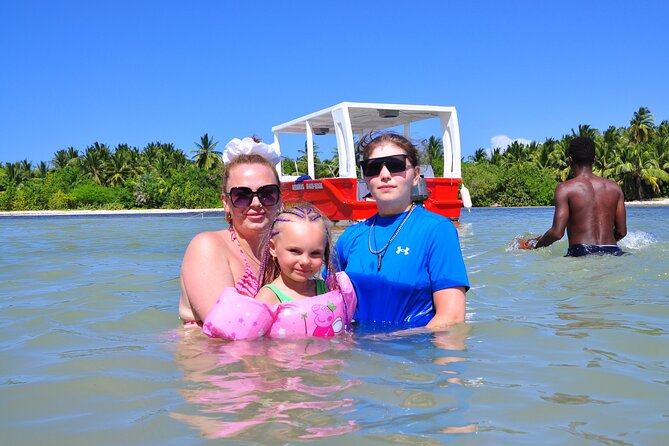 Glass-bottom boat tour to Punta Cana - Who will enjoy this boat trip most?