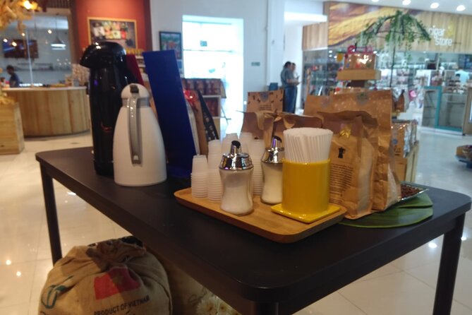 Guided Shopping Tour - Rum tasting, chocolate factory, Cigar factory - Don Lucas Cigars and the story of tobacco