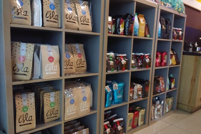 Guided Shopping Tour - Rum tasting, chocolate factory, Cigar factory - Souvenirs and the question of value