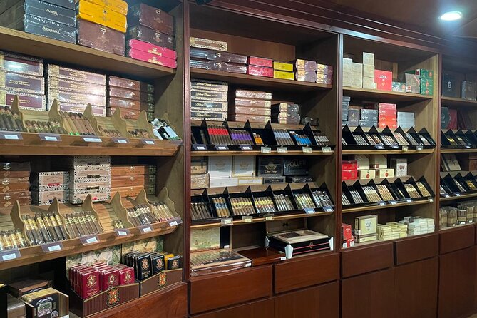Guided Tour to Don Lucas Cigars Factory and Souvenirs Store - Small-group transport and day-to-day comfort