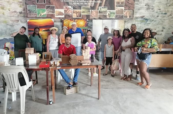 Half-day City tour cultural from punta cana for small group - Making a cigar at Rancho Real Cigars