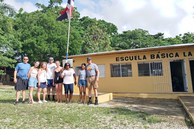 Half-Day Cultural Experience: History, Flavors & Local Artisans - Learning to prepare mamajuana