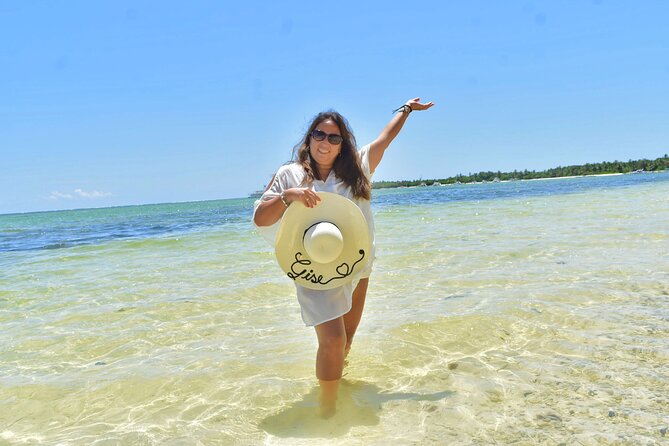Half-Day Snorkeling Cruise and Natural Pool with Open Bar - The first stop: 30 minutes along a reef
