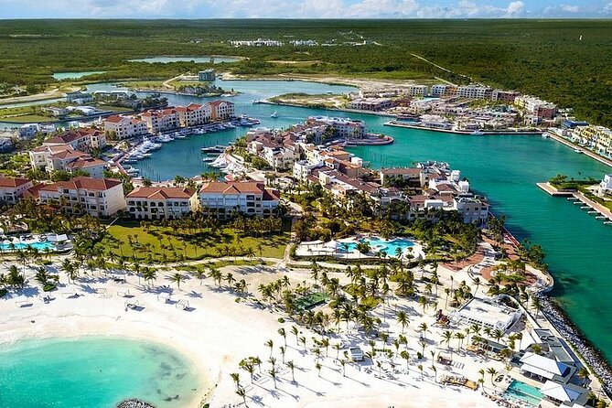 Helicopter tour of Punta Cana - Cabeza de Toro and the marine attractions