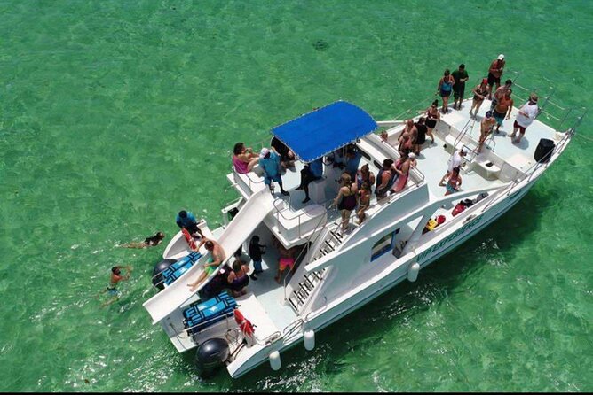 Hip Hop adult only Party Boat with Unlimited drinks and Sandbar - Key points to know before booking