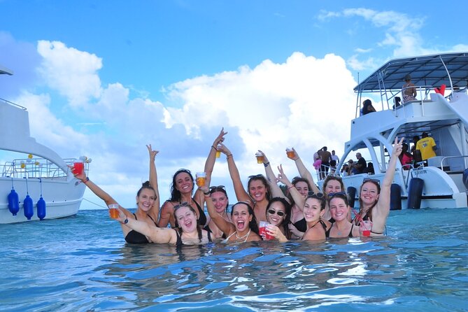 Hip Hop Party Boat Booze Cruise with Open Bar (Adults Only) - Drinks, Food, and the Extra Charges