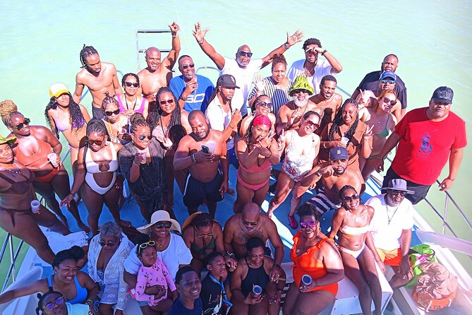 Hip hop party boat cruise & Snorkel: Wonderful time in Punta Cana - Dolphin watching with no guaranteed performance