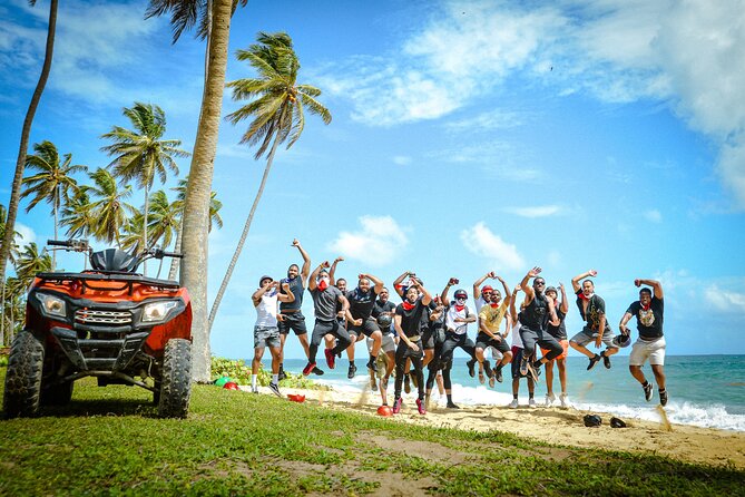 Hip Hop Party Boat & Snorkeling Punta Cana - Adults Only - The natural pool and floating bar
