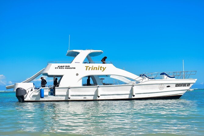 Infinity party boat in Punta Cana - Who will enjoy this catamaran most?