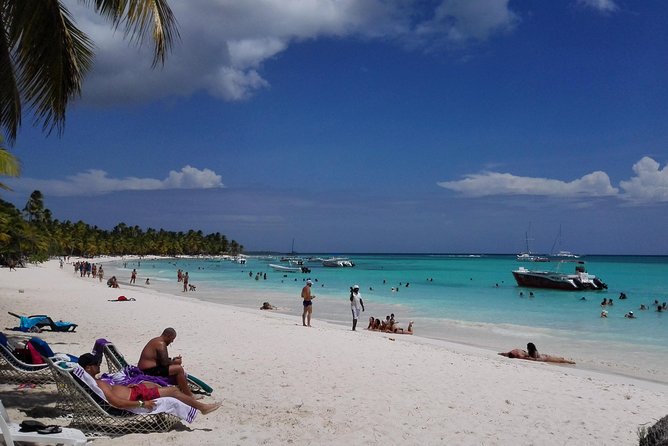 Isla Saona El Paraiso del Caribe - Leaving Punta Cana for Bayahibe